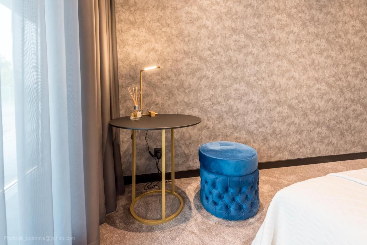 Lotus Luxury Rooms Varna Exterior photo